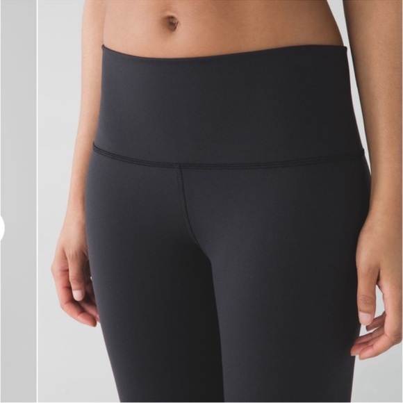 Lululemon Groove Pant III Black Flare High Rise
Yoga Pants Nulu Size 8 reg H6#2 - Picture 2 of 16